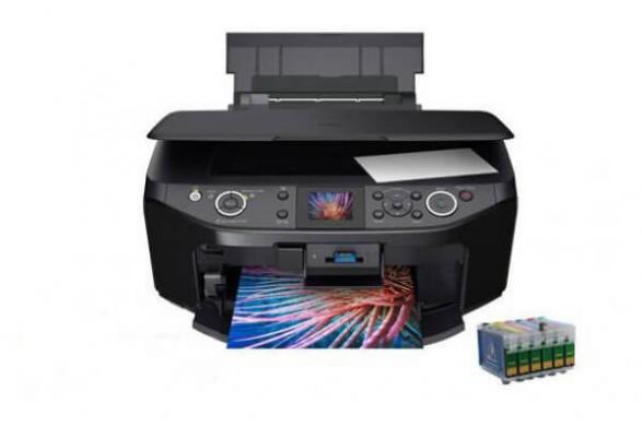 изображение МФУ Epson Stylus Photo RX610, RX615 с ПЗК и чернилами