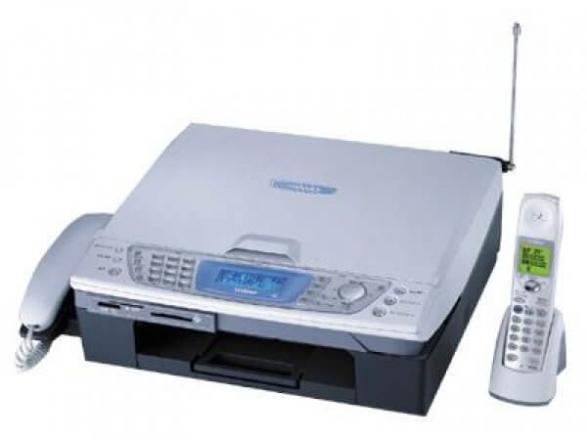 изображение МФУ Brother MFC 610LN с ПЗК и чернилами