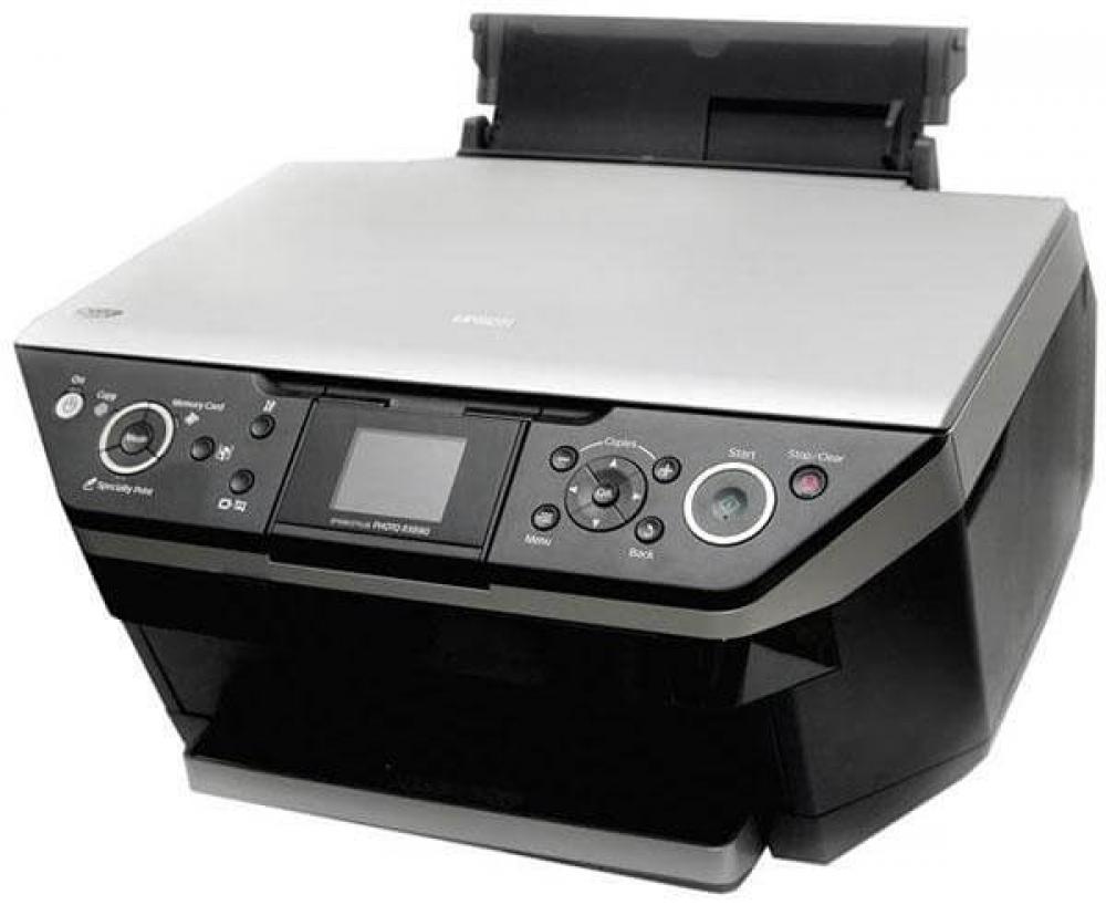 изображение МФУ Epson Stylus Photo RX690 с ПЗК и чернилами